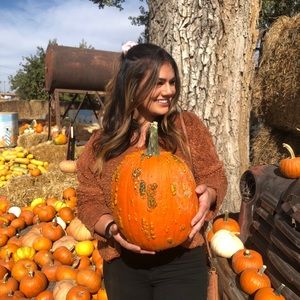 Meet your Posher, Asha